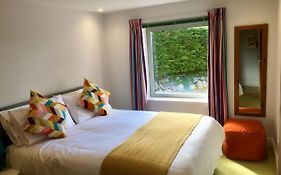 The Wrens Annexe - Stylish Self-Contained 2-Bed Annexe